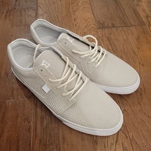 DC snake print shoes